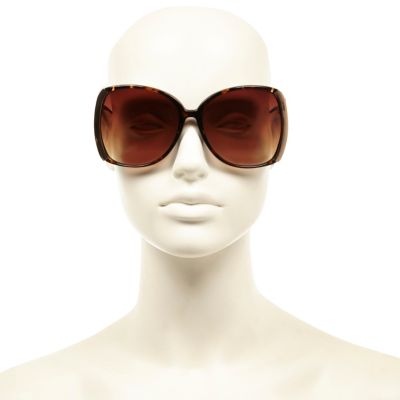 Brown tortoise shell square sunglasses